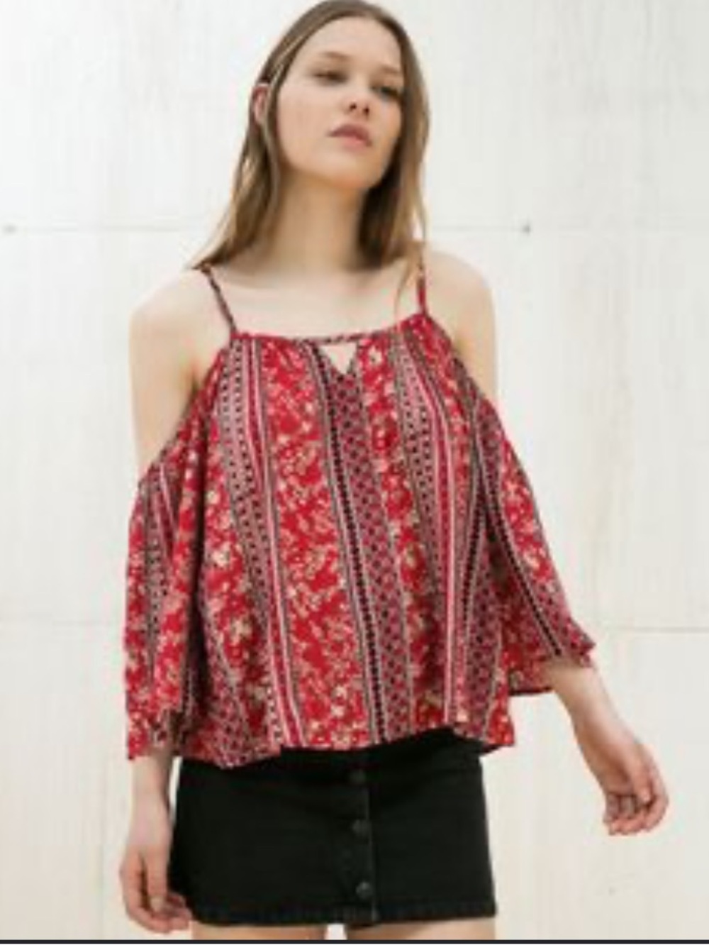 BeCool Los Angeles Red Multi open cold shoulder S/S Blouse- Large